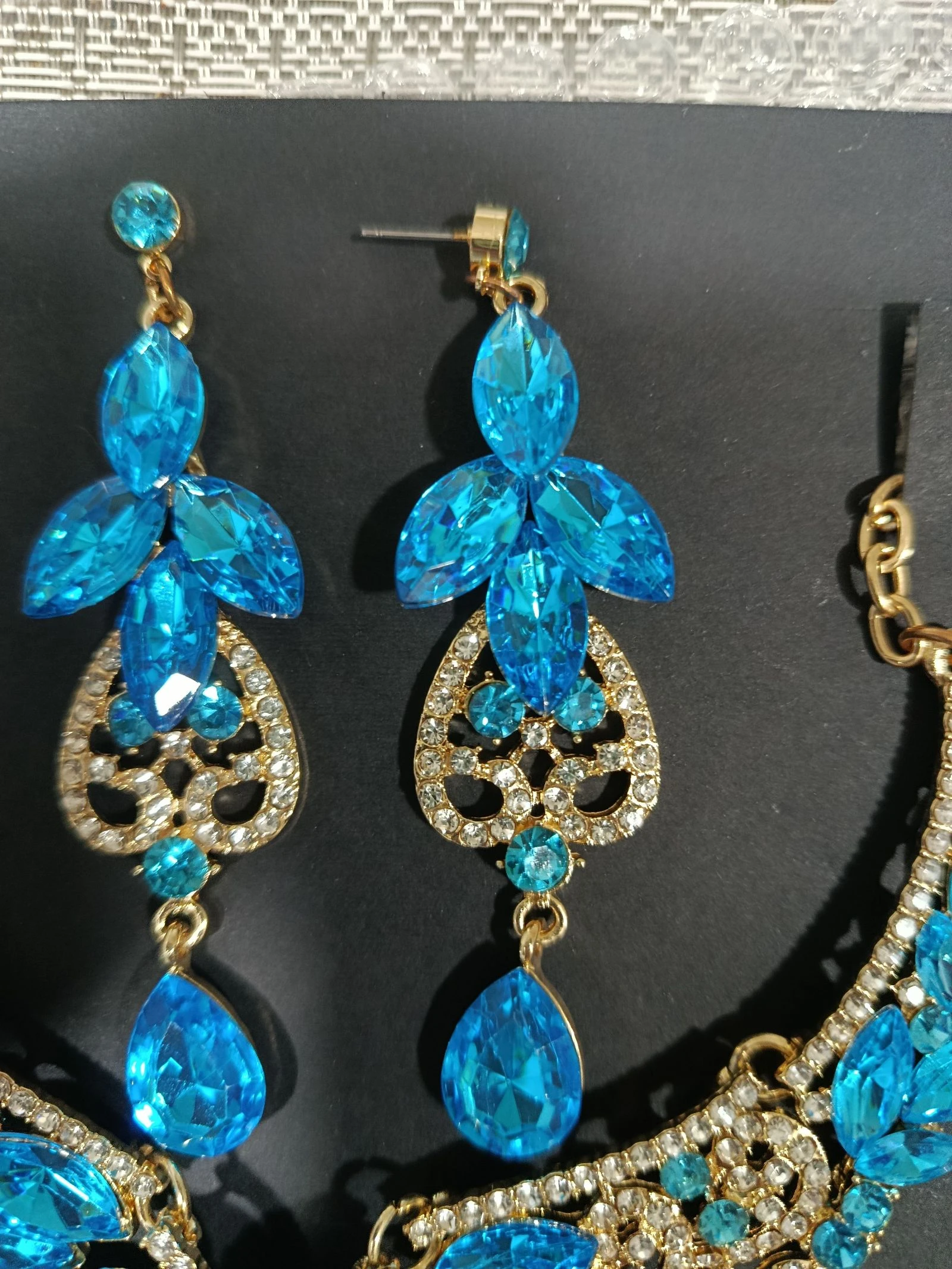 Conjunto de joias colar e brincos brilhantes azul e dourado elegante para casamento festa evento – photo 3